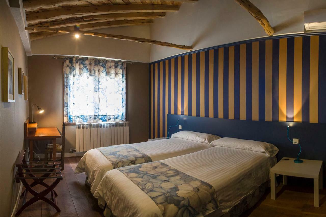 Apartamentos Rurales De La Sexma Del Sabinar Corduente Esterno foto
