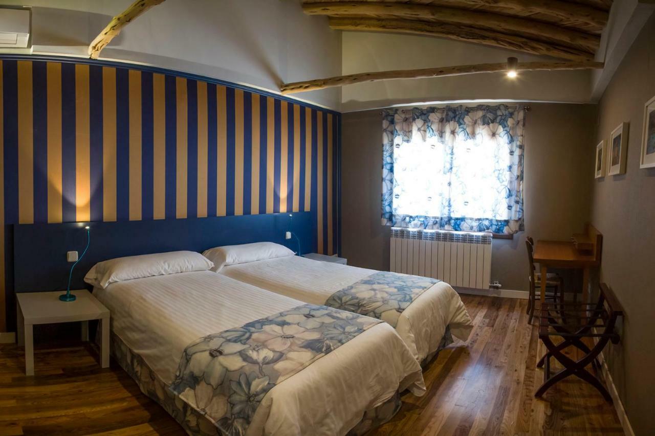 Apartamentos Rurales De La Sexma Del Sabinar Corduente Esterno foto